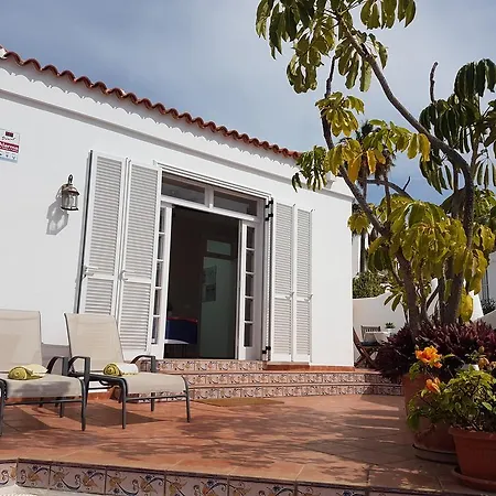 Azul Villa